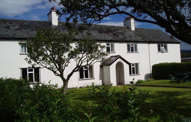 Llanychan Cabin | Granary cottage sleeps 4. Nr Ruthin. New WiFi conn