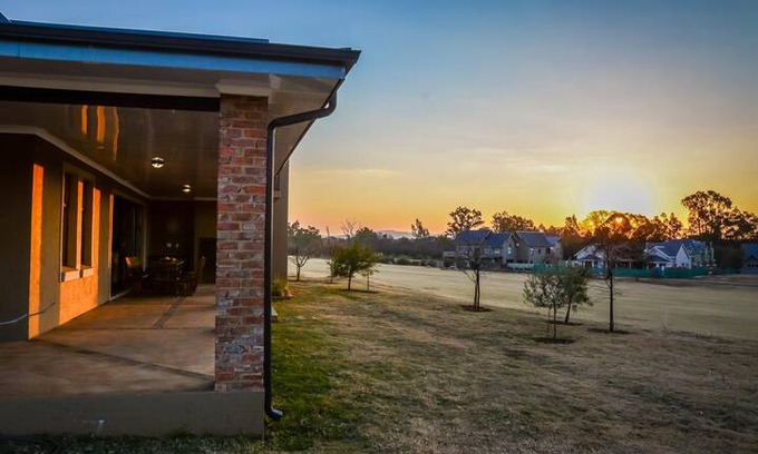 Vredefort House | 381 on Grace | Vaal De Gráce Golf Estate