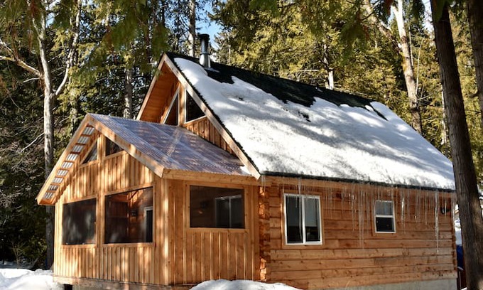 Stehekin Cabin | Stehekin Cedar Cabin