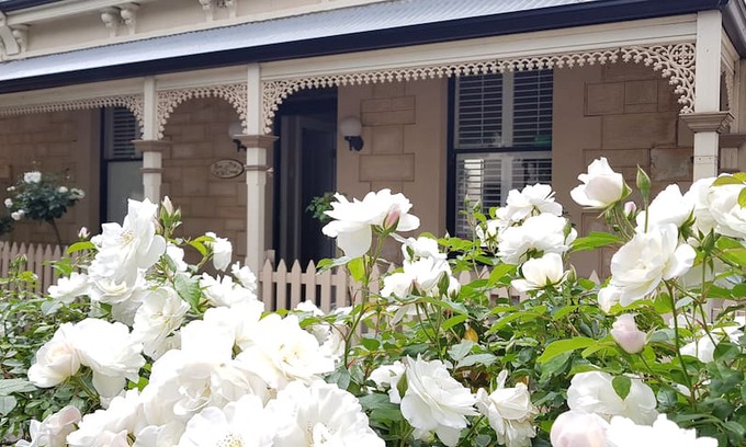 North Adelaide House | Rose Cottage in the heart of North Adelaide