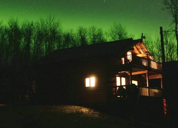Fairbanks Cabin | Wild Moon Cabins BNB