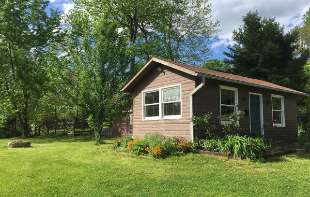 Bluemont Other | The Cottage at Nestled Inn - Virginia Wine Country