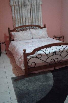 San Fernando Apartment | Elle' B&B