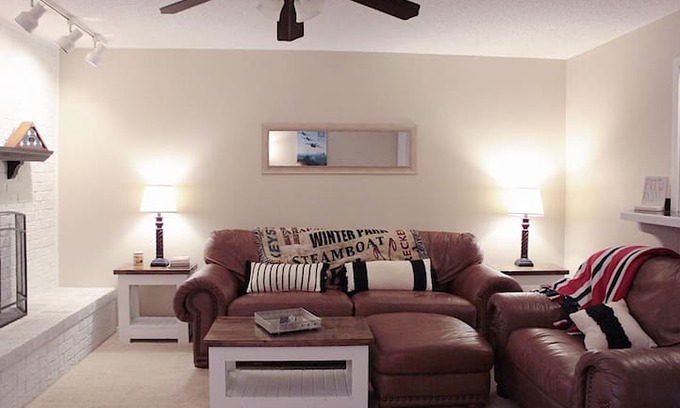 Altus House | The Crew Rest - Family/Indv Crash Pad or Rental