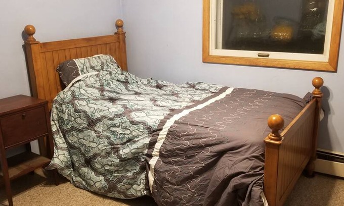 Duncansville House | Quiet Bedroom 2 miles from Walmart