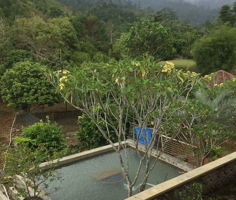 Padang Villa | Villa Air Dingin Oma Kim