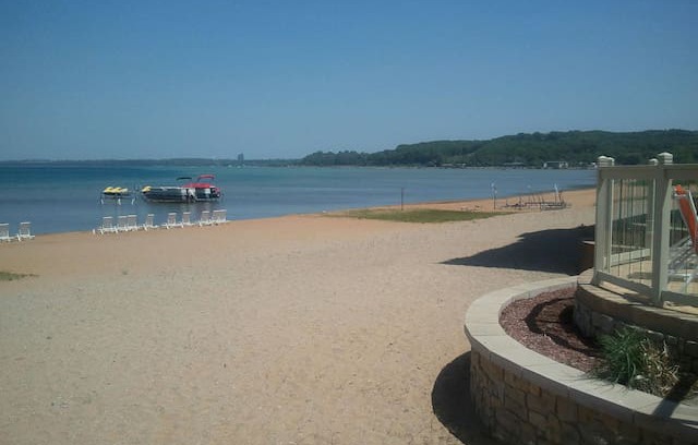 Traverse City Apartment | Spacious furnished condo at Peninsula Bay Resort