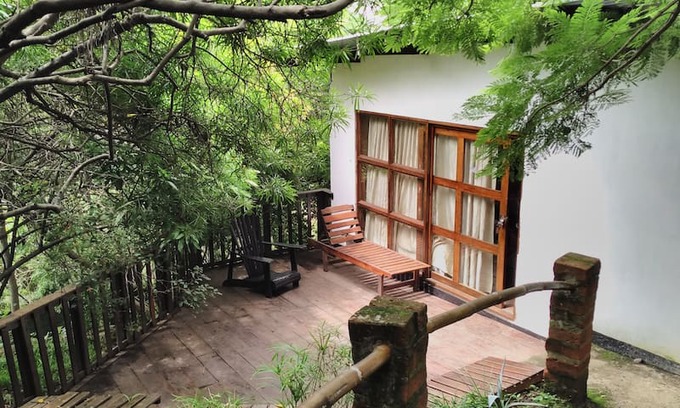 Kasama Cabin | Thorn tree guest house cottage