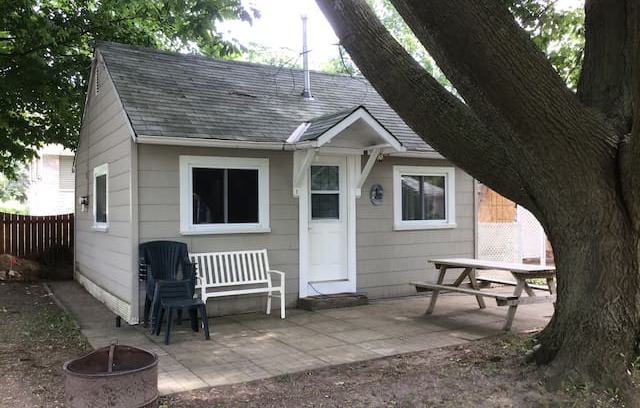 Port Elgin Cabin | Huronview Cottages - Cottage #1 - 2-bedrooms