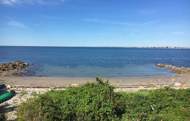 Fairhaven House | Fair Heaven, your West Island beachfront home