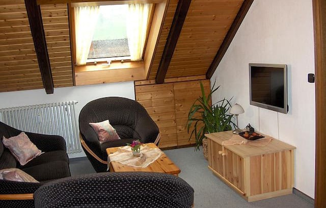 Wolfach Apartment | Haus Weiss, (Oberwolfach), Ferienwohnung, 70qm, 2 Schlafräume, max. 4 Personen