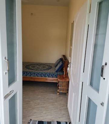 Tiruvannamalai Apartment | Stylish studio close to Ramana ashram
