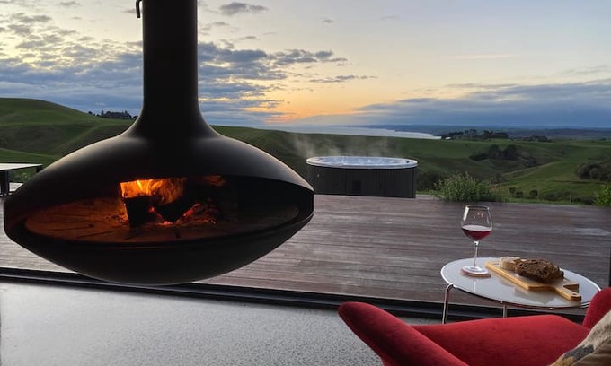 Raglan House | Silvereye - Coastal Sanctuary Raglan