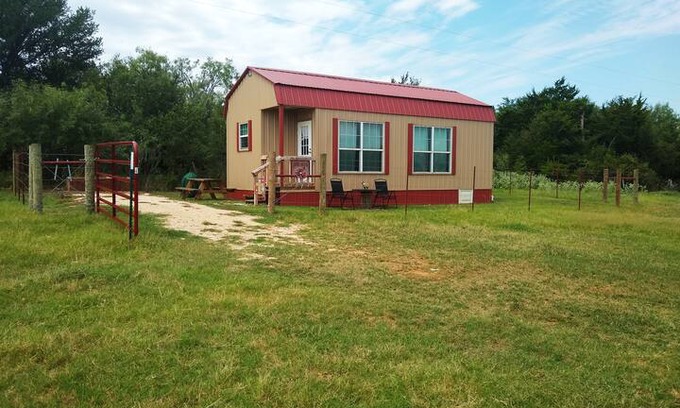 Dale House | The Bunk House on a working 60 acre cattle ranch