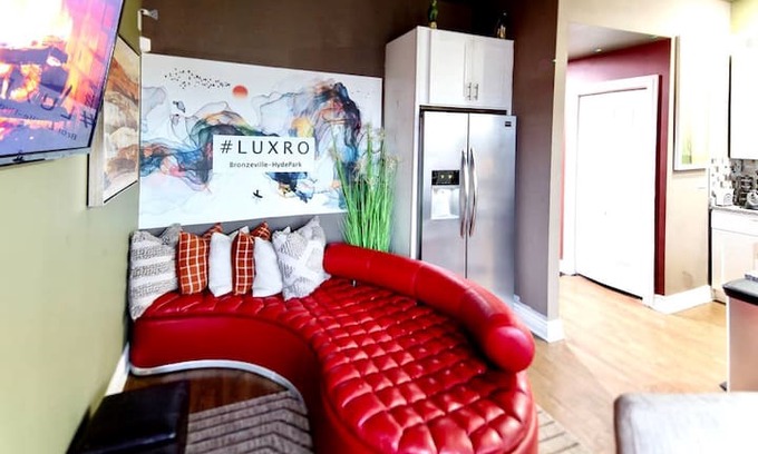Grand Boulevard Apartment | The LUXRO Penthouse Bronzeville