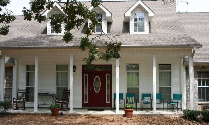 Batesville House | Dot's Place by Sardis Lake - A relaxing getaway!