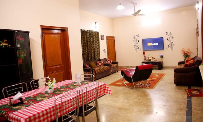 Gulshan-e-Iqbal House | Stay & Wedding - Gulshan e Iqbal