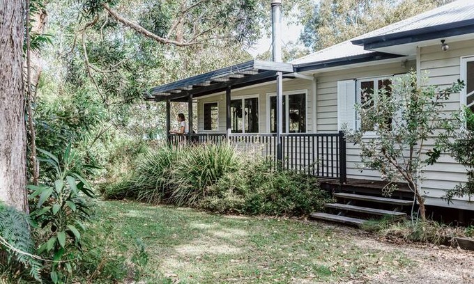 Weyba Downs Cabin | The Lake Shack