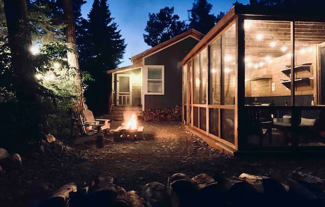 Little Bullhead Cabin | Isolated GLAMPING on the shore of Lake Winnipeg
