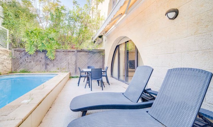 Mamilla Apartment | Mamilla Pool - David's Village - Jerusalem-Rent