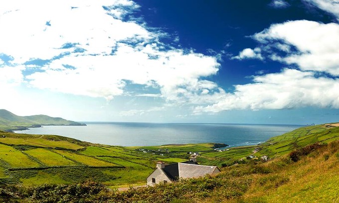 Portmagee House | Ballinskelligs Co. Kerry glen view stfinansbay