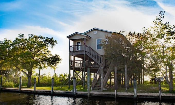Hopedale Cabin | Kantcha Ketchem Fishing Lodge - Hopedale, La