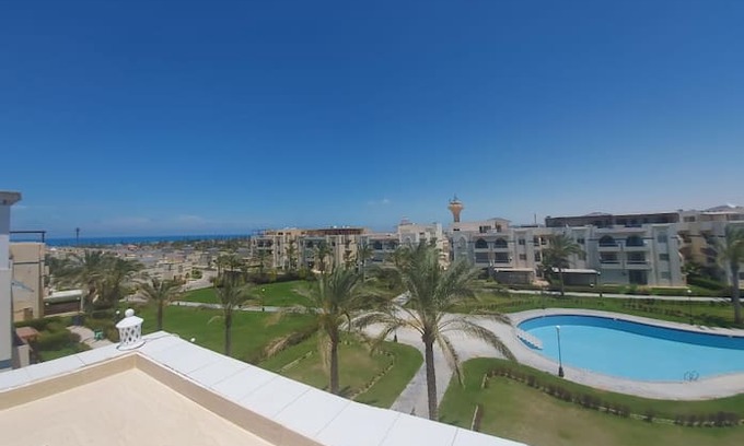 Sidi Abd El-Rahman Cabin | North Coast Stella Sidi Abdel Rahman Roof Studio