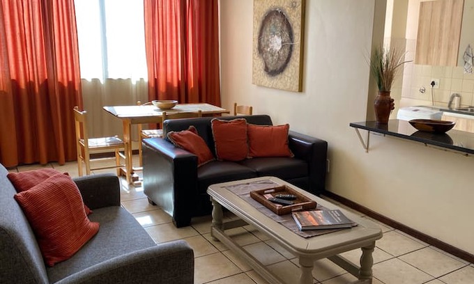 Arcadia Apartment | HOME AWAY FROM HOME - 57 GLENTUI