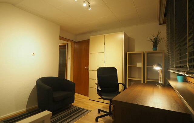 Riegelsberg Apartment | Modernes und helles Gästezimmer