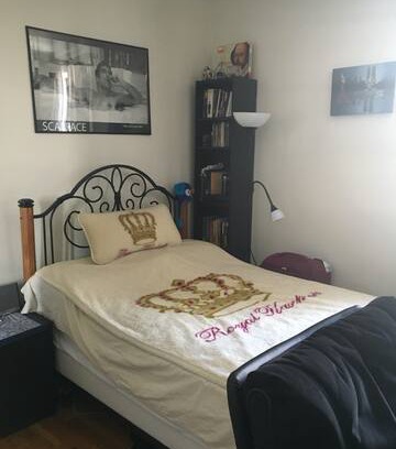 Washington Heights Apartment | Nice medium room in Washington Heights