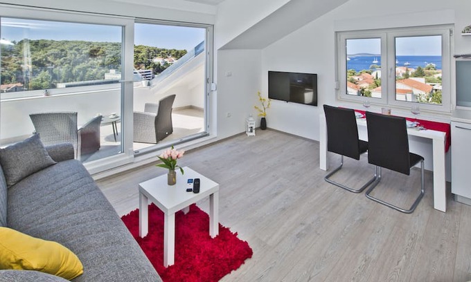 Krizna luka House | APARTMENT JURIĆ 2- BRAND NEW WITH AMAZING VIEW
