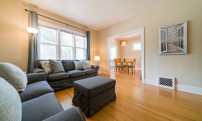 Tuxedo House | RENOVATED CHARACTER HOUSE IN NORTH RIVER HEIGHTS
