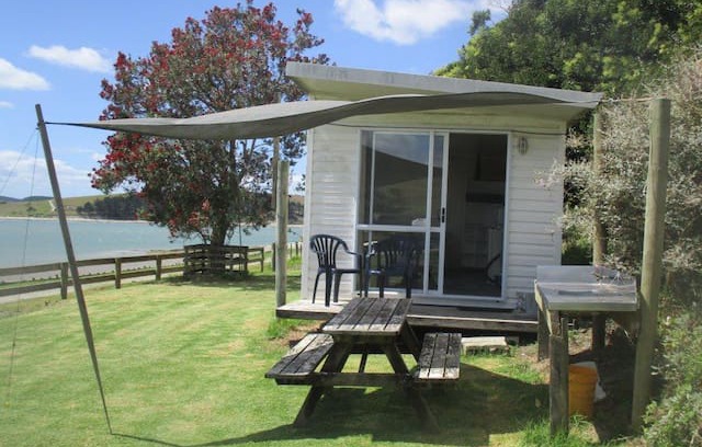 Wayby Cabin | Waterfront retreat on the Kaipara Harbour