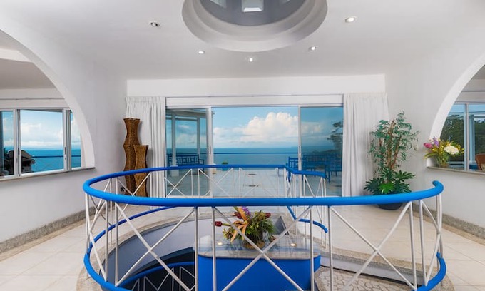 Punta Leona House | 5 Bdrm Greek-styled Oceanview Villa Punta Leona