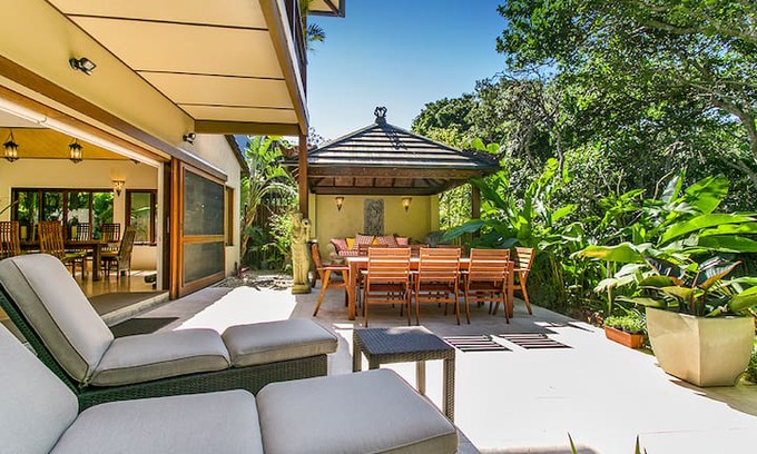 Suffolk Park House | Aroha ~ Luxury Villa on Tallow Beach, Byron Bay.