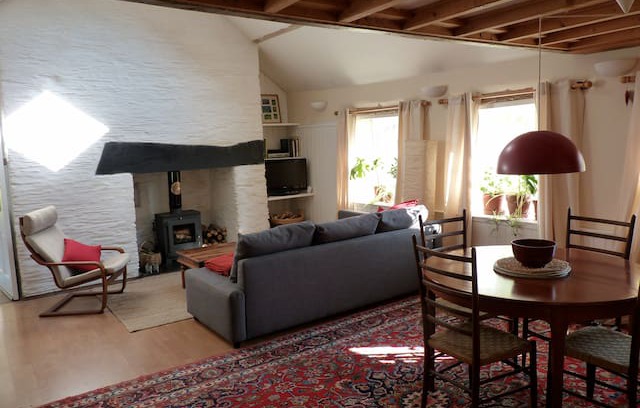 Machynlleth Cabin | Pretty sunny cottage, Machynlleth