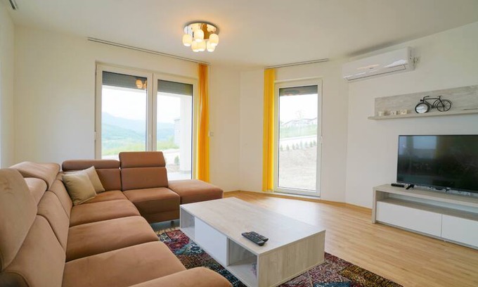 Resnik House | Sarajevo Resort Villa