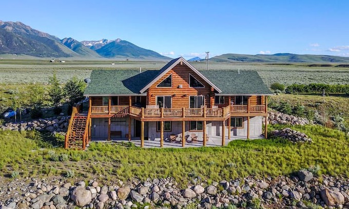 Cameron House | The Caddis Shack, Madison River front log home