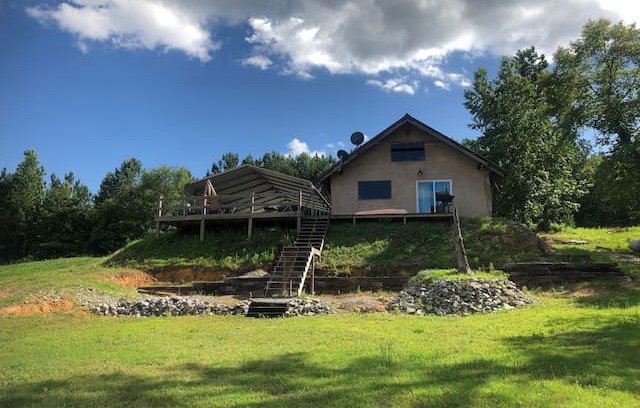 Jasper Cabin | The Straw Bale Cabin on Smith Lake
