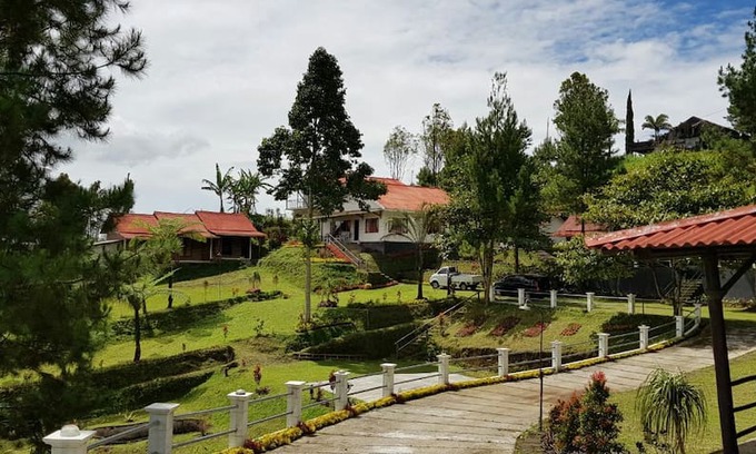 Hargomulyo Villa | New Citra Alam Sukuh