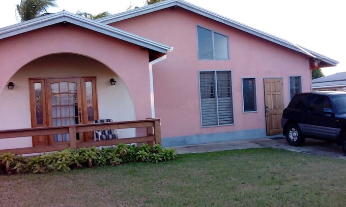 West Terrace Apartment | Peach N Quiet Apt (Porch + Access all Amenities)