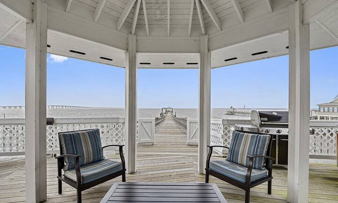 Slidell House | 'Wild Wind' 3BR Slidell House w/450-Foot Pier!