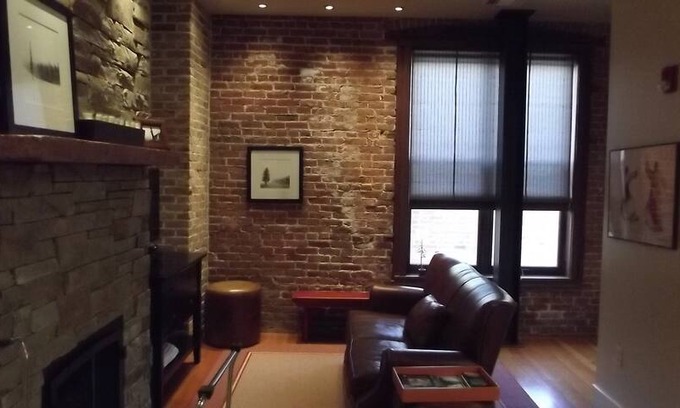 Sandpoint Apartment | Loft A at 311