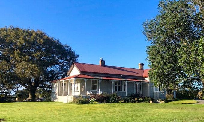 Patumahoe House | The Homestead - 1890’s villa in The Secret Garden