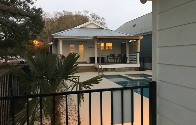 Southport House | Southport's Salt Nook Bungalow and Pool