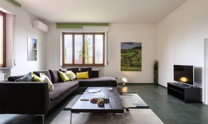 Siena Apartment | WelcHome in Italy: Montalbuccio villa with pool
