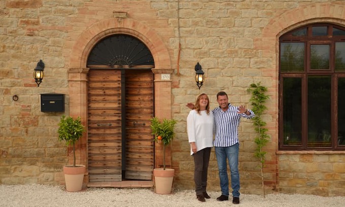 Molino Penna Bed & Breakfast | Casale Bramasole B&B - The Olive Room