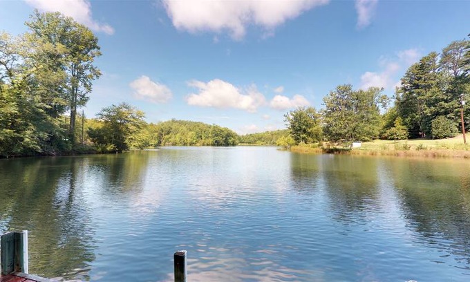 Mountain Rest House | Quiet and Serene Crystal Lake