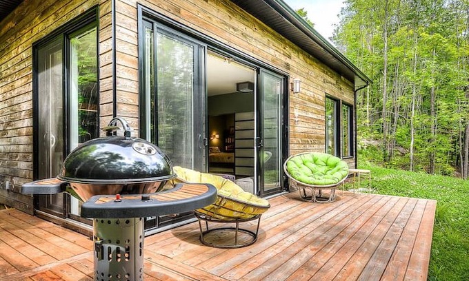Sainte-Agathe-des-Monts House | Quiet cocoon to rest and create