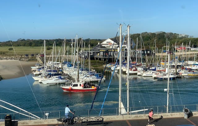 Littlehampton Cabin | Riverview Holiday Cottage, Littlehampton harbour.
